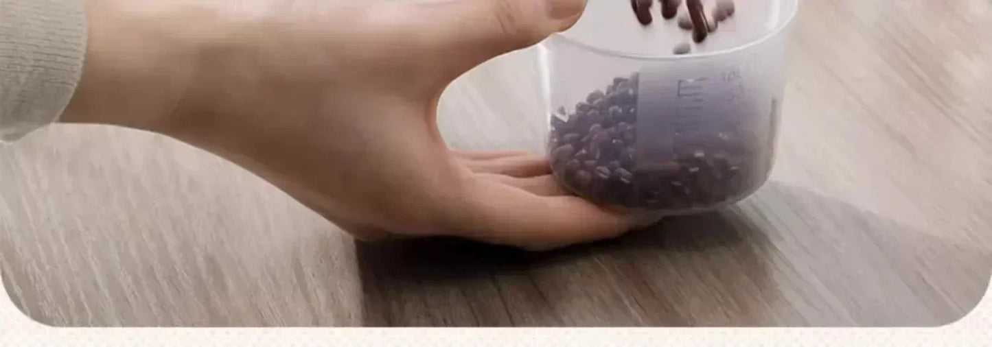 2.5L Covered Moisture-proof Sealed Storage Container - Used for Grain, Nut, Flour, Rice Food Storage Boxes