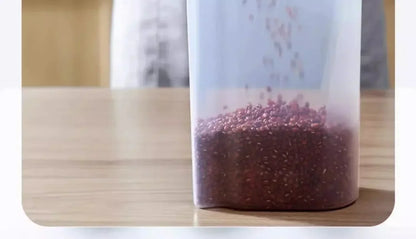 2.5L Covered Moisture-proof Sealed Storage Container - Used for Grain, Nut, Flour, Rice Food Storage Boxes